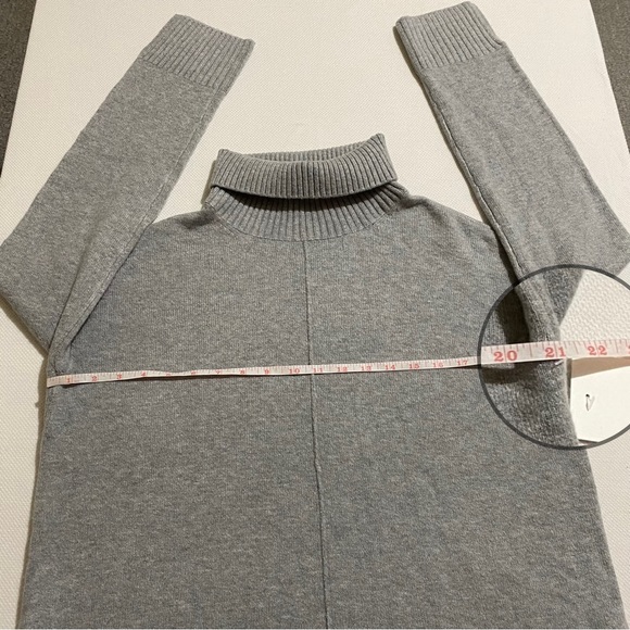 Nordstrom Grey Heather Turtle Neck Sweater Size M - Picture 8 of 12
